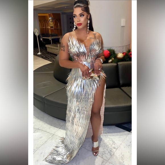 COPY - Indulge in luxury with this amazing Silver dress! - Picture 2 of 4